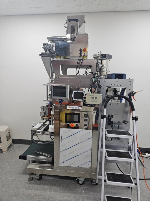 배삼면 포장기 4헤드 중량 측정 인팩 S-8500 (롤포장, 배면포장, 식품포장, 사료포장)