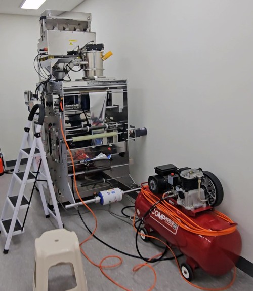 배삼면 포장기 4헤드 중량 측정 인팩 S-8500 (롤포장, 배면포장, 식품포장, 사료포장)